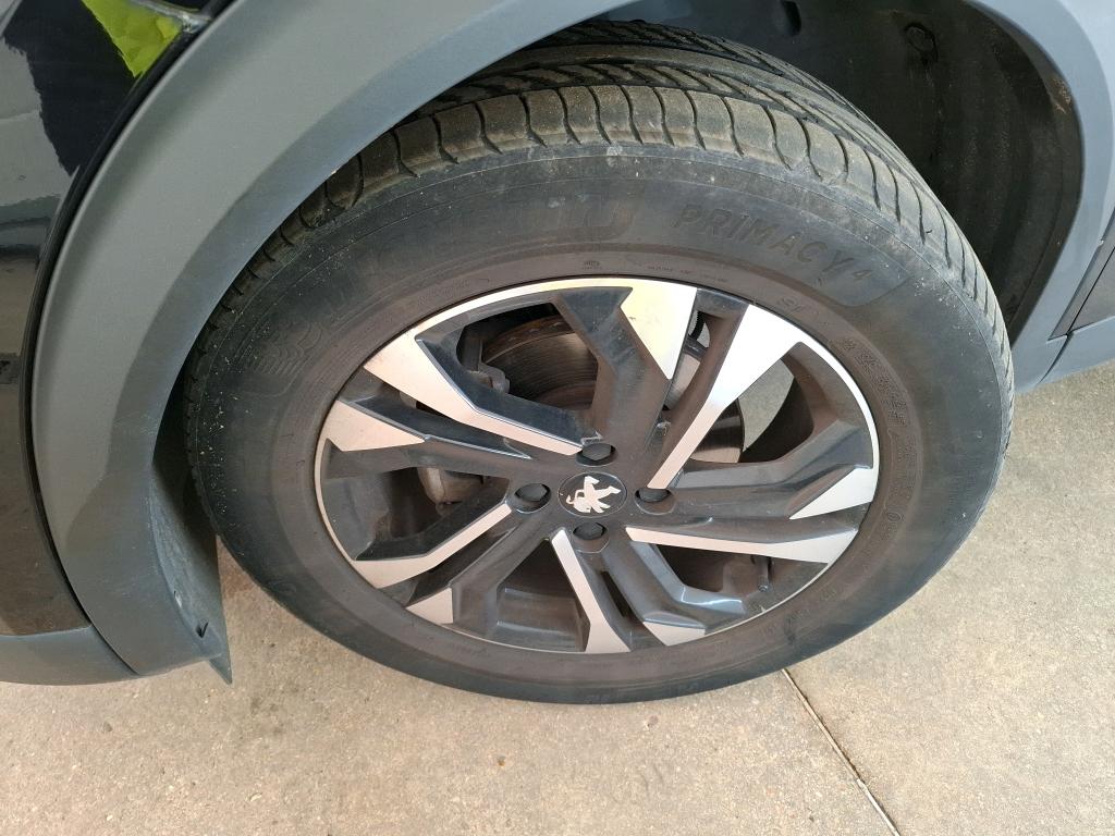PEUGEOT 2008 BUSINESS PureTech 130 S&S EAT8 Allure 2021