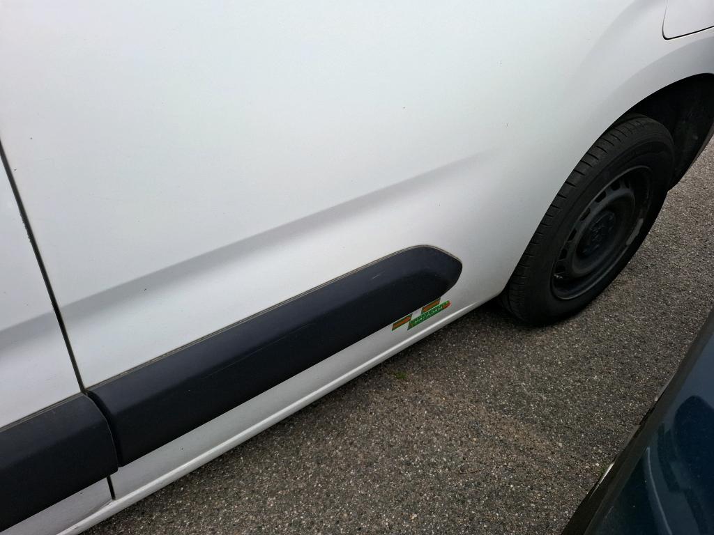 PEUGEOT PARTNER FOURGON STANDARD 650 KG BLUEHDI 100 S&S BVM5 PREMIUM 2020