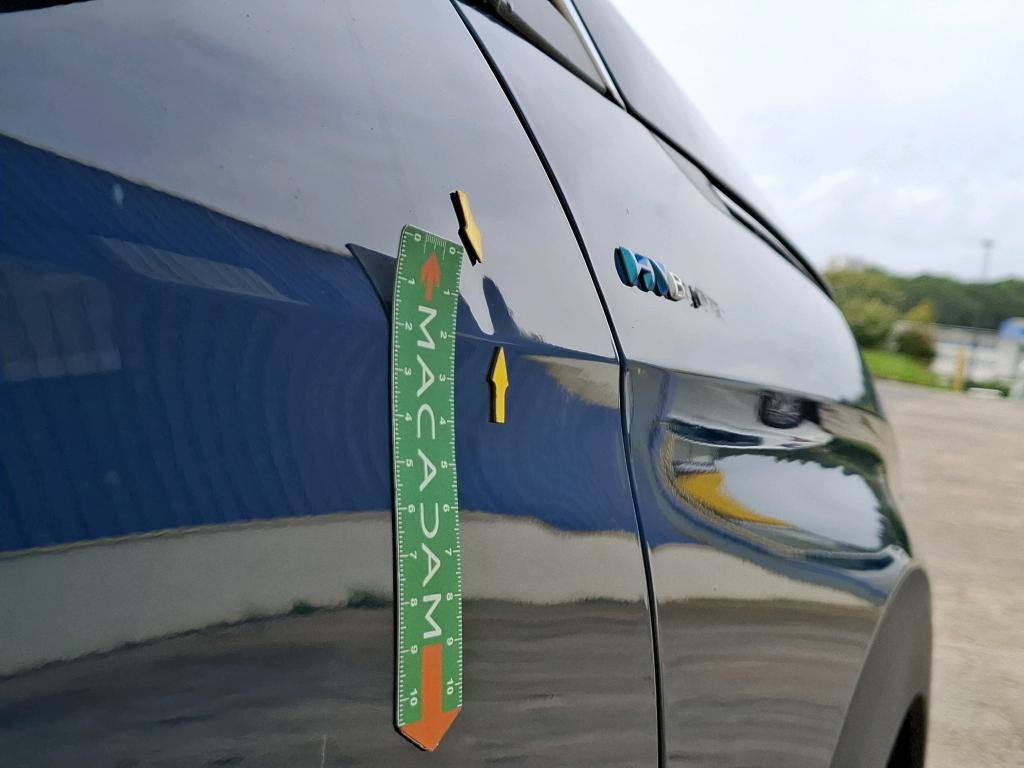 PEUGEOT 3008 Hybrid 225 e-EAT8 Allure 2022