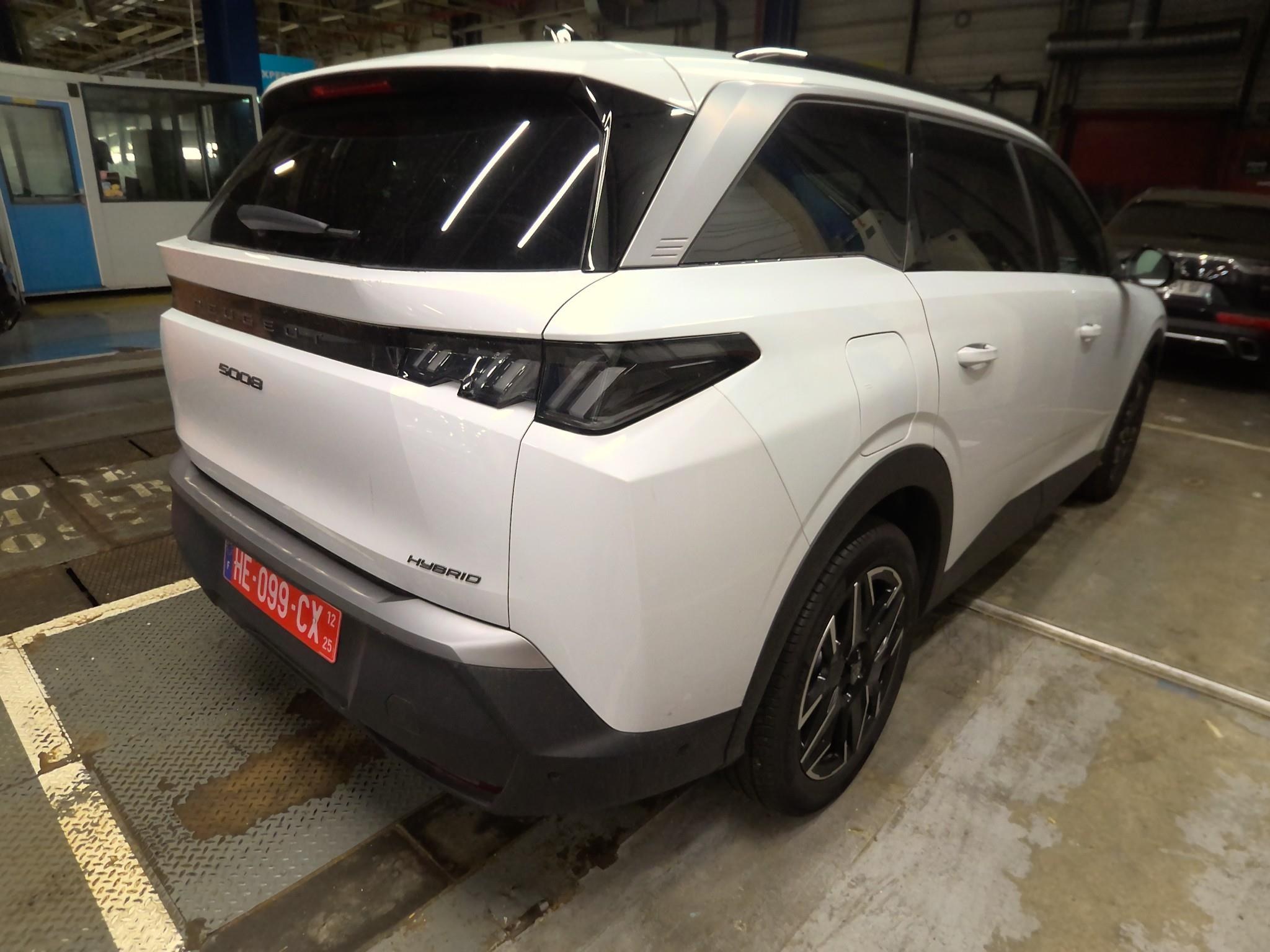 PEUGEOT 5008 Hybrid 145 ch e-DCS6 Allure 2025