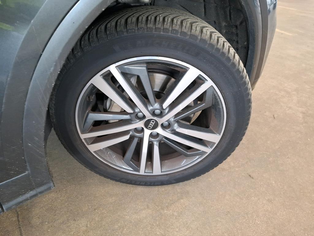 AUDI Q5 55 TFSI e 367 S tronic 7 Quattro line 2021