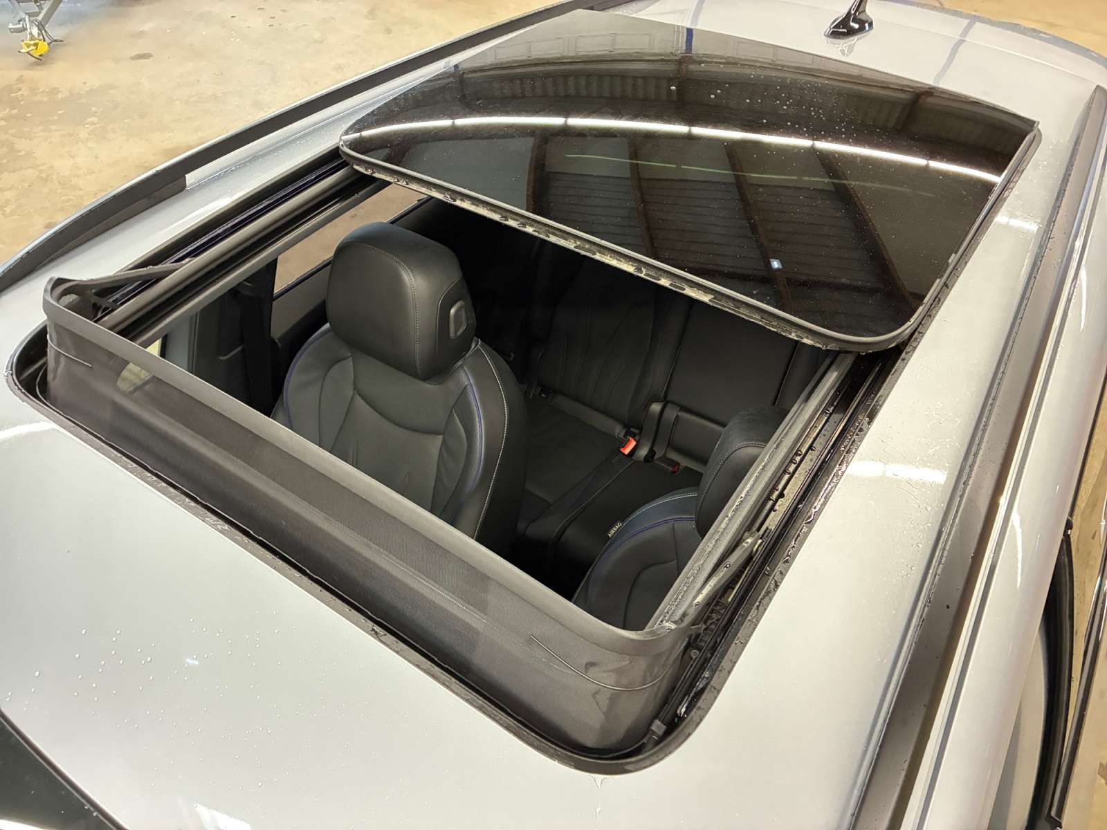 VOLKSWAGEN Tiguan 1.5 eHybrid 272ch DSG6 R-Line 2025