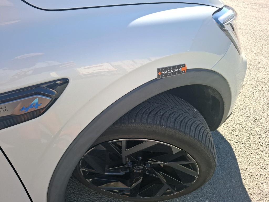 RENAULT ARKANA E-Tech 145 - 23 esprit Alpine 2024