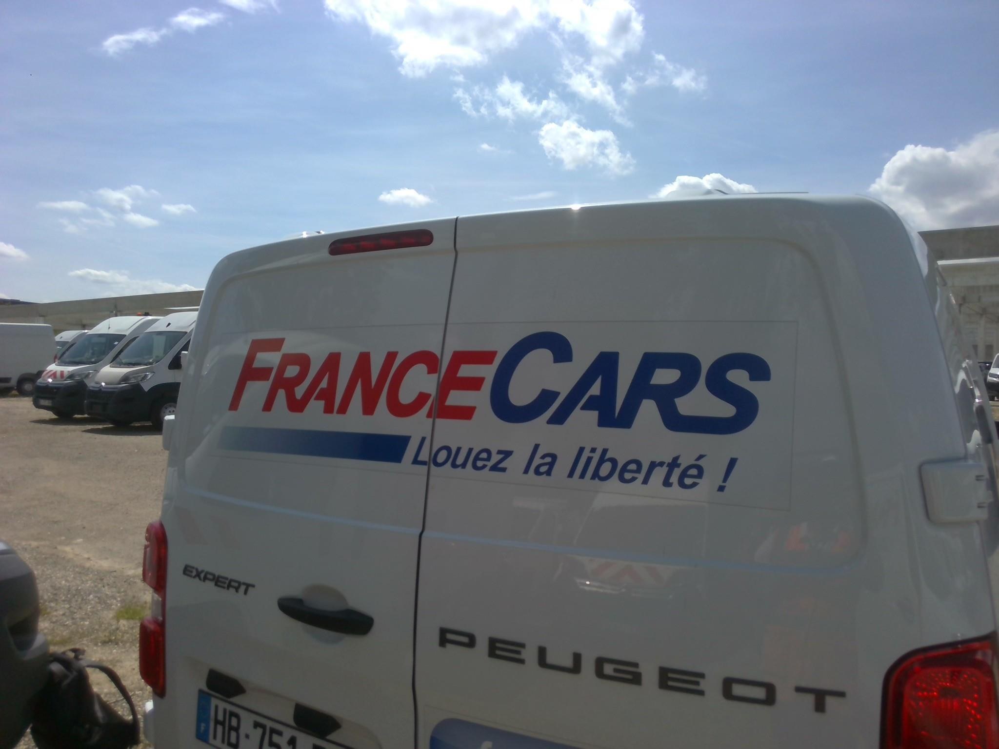 PEUGEOT EXPERT FOURGON FGN M BLUEHDI 120 S&S BVM6 - 2025