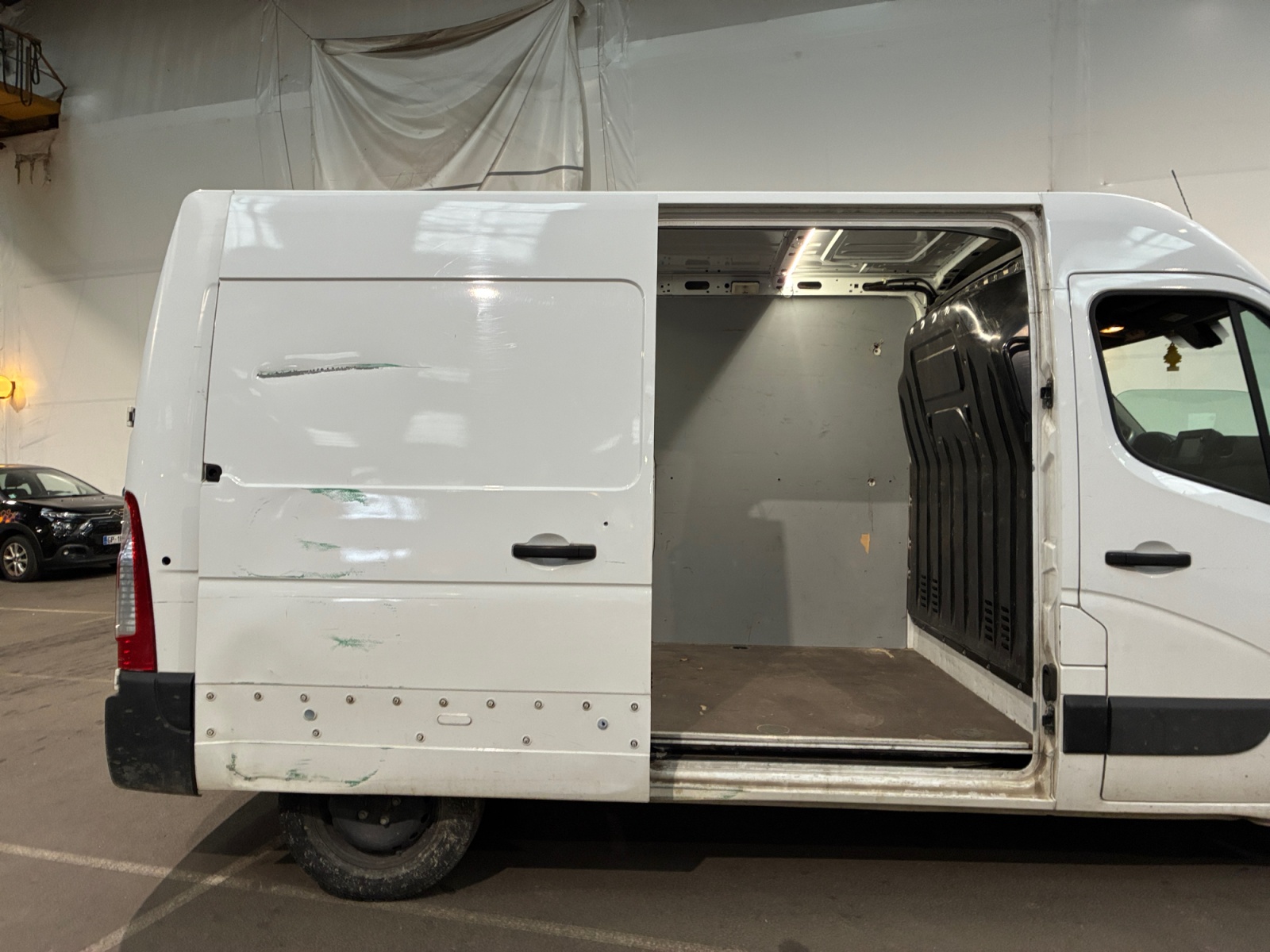 RENAULT MASTER FGN TRAC F3500 L2H2 DCI 135 GRAND CONFORT 2020