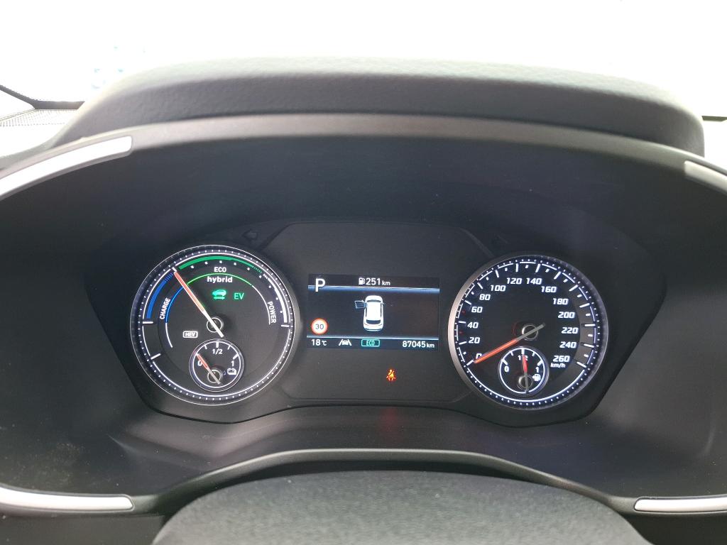 HYUNDAI SANTA FE 1.6 T-GDi Plug-in 265 HTRAC BVA6 Business 2023