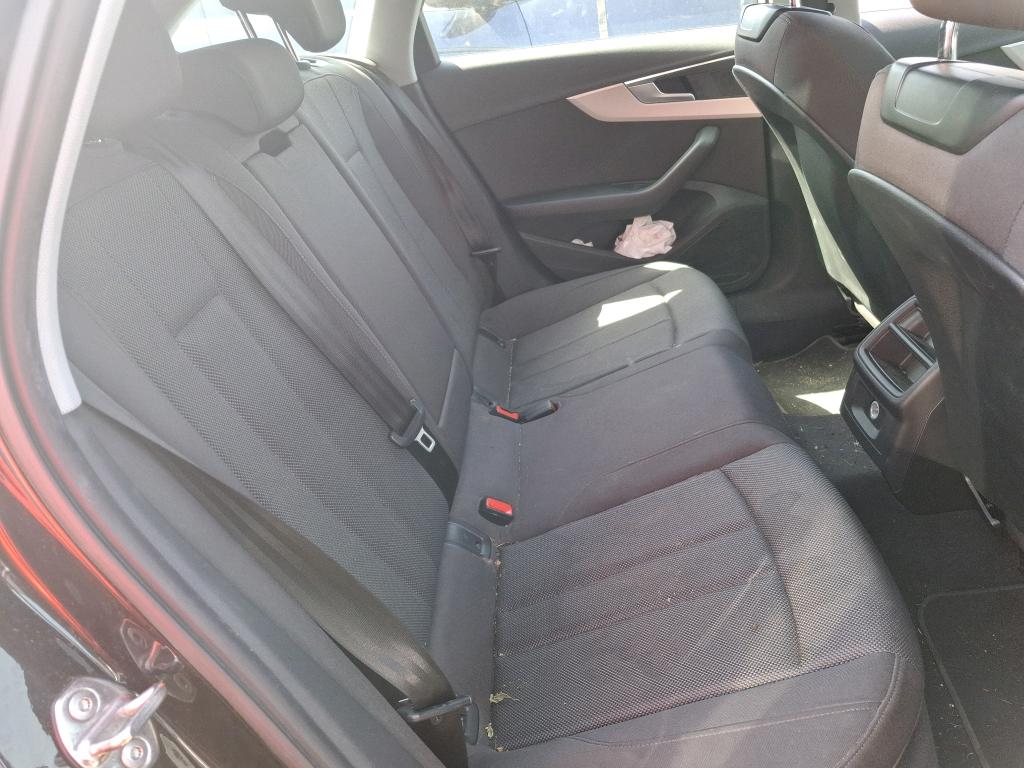 AUDI A4 AVANT 30 TDI 136 S tronic 7 Business Line 2023