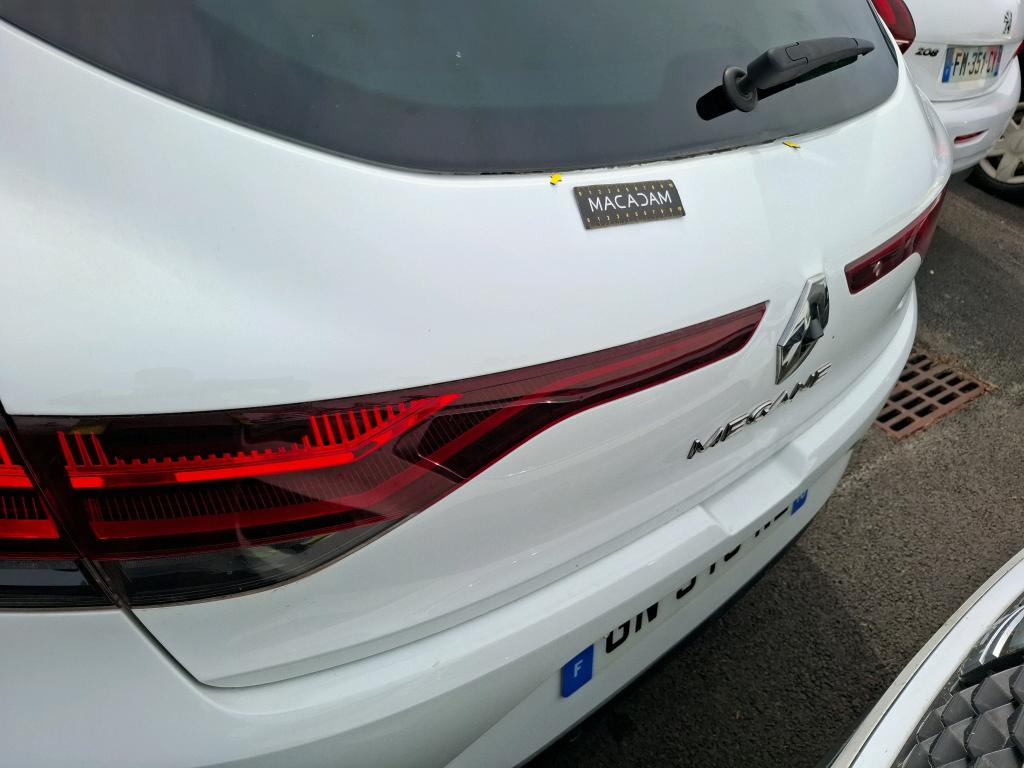 RENAULT MÉGANE MEGANE IV Berline TCe 140 EDC Techno 2023