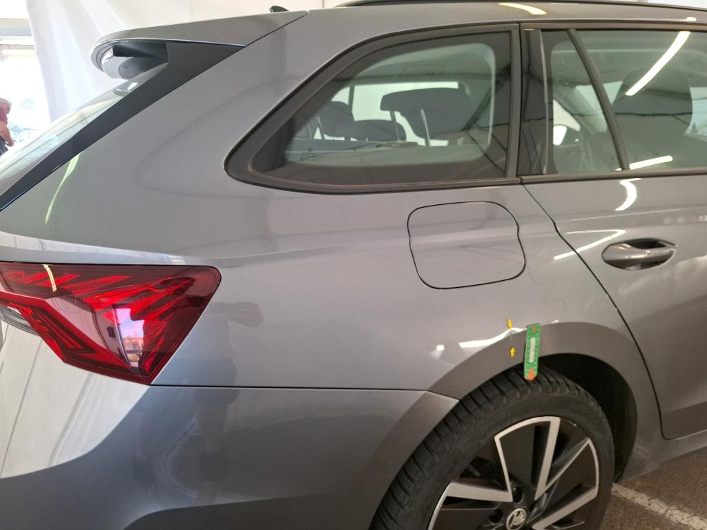 SKODA OCTAVIA COMBI 1.4 TSI PHEV iV 204 ch DSG6e Business 2022