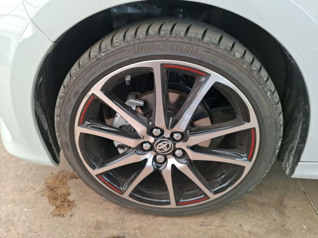 TOYOTA YARIS HYBRIDE 130h GR Sport 2025