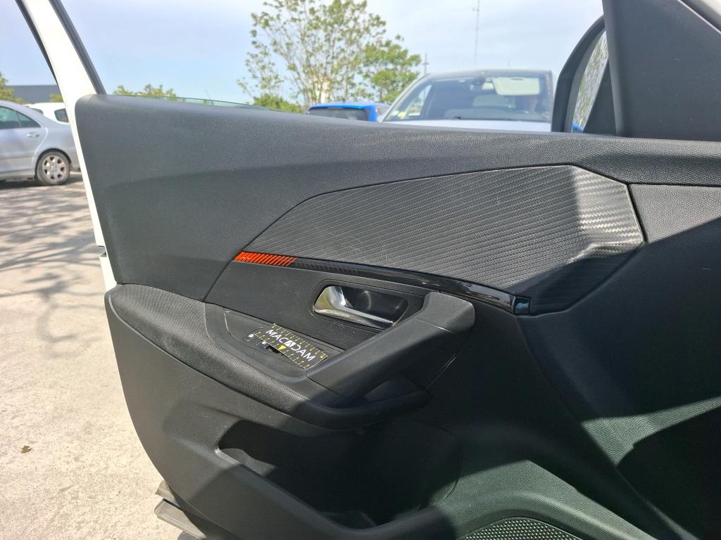 PEUGEOT 2008 BlueHDi 110 S&S BVM6 Active Pack 2021