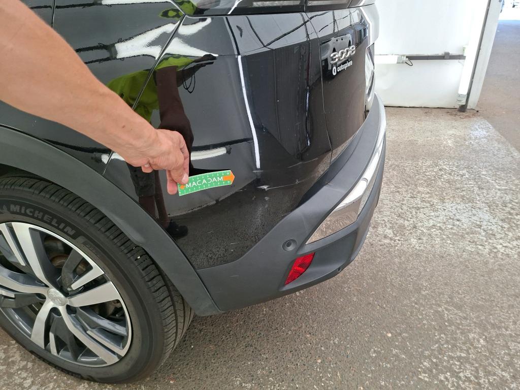 PEUGEOT 3008 Hybrid 225 e-EAT8 Allure Pack 2021