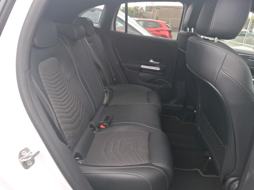MERCEDES-BENZ MERCEDES GLA II 200 d 8G-DCT Progressive Line 2023