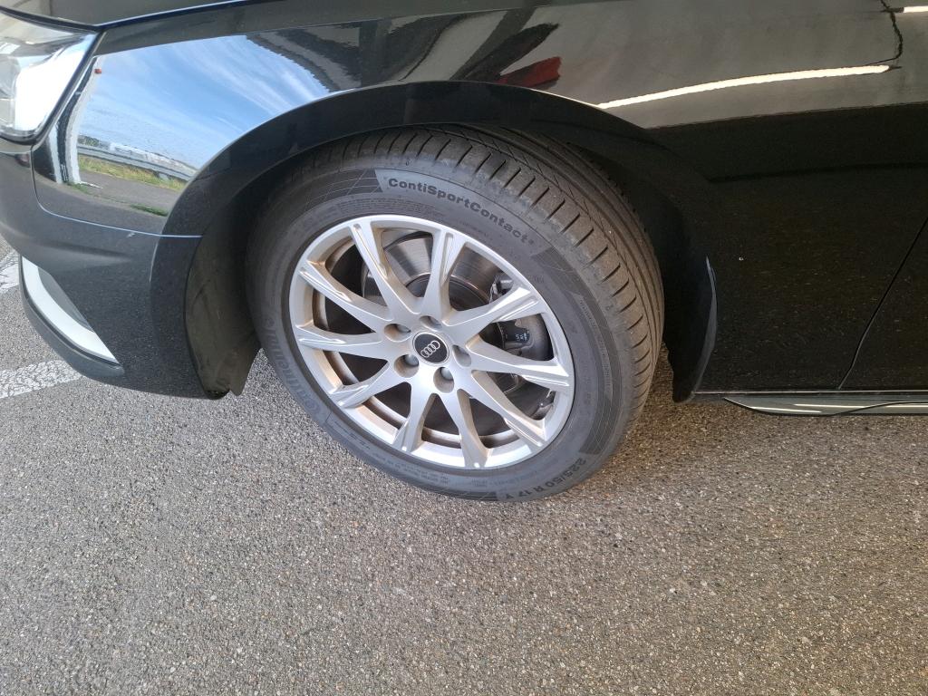 AUDI A4 BUSINESS 35 TFSI 150 S tronic 7 Line 2023