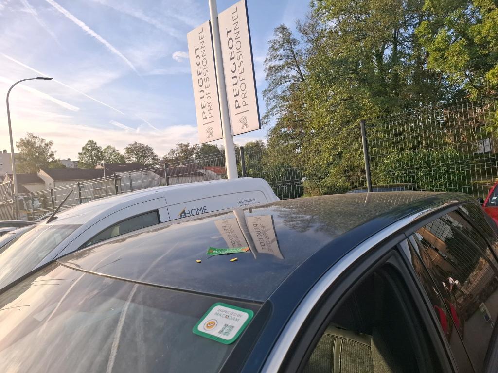 PEUGEOT 3008 Hybrid 225 e-EAT8 Allure 2021