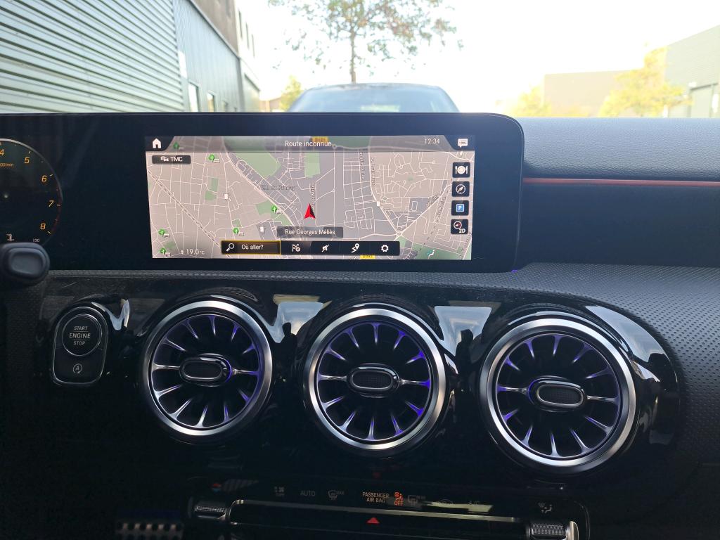 MERCEDES-BENZ CLASSE A 180 7G-DCT AMG Line 2022