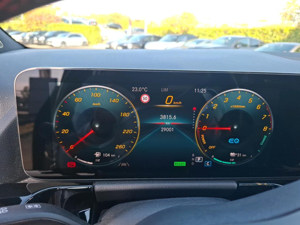 MERCEDES-BENZ GLA 250 e 8G-DCT AMG Line 2020