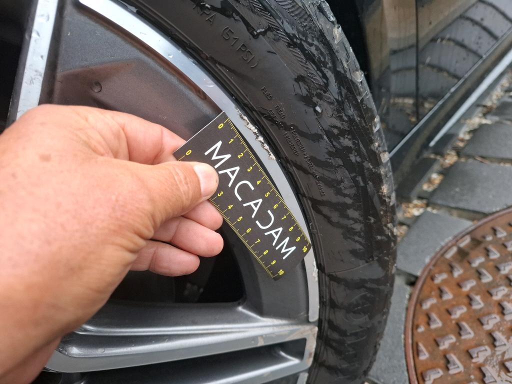 MERCEDES-BENZ CLASSE A 180 d 8G-DCT AMG Line 2021