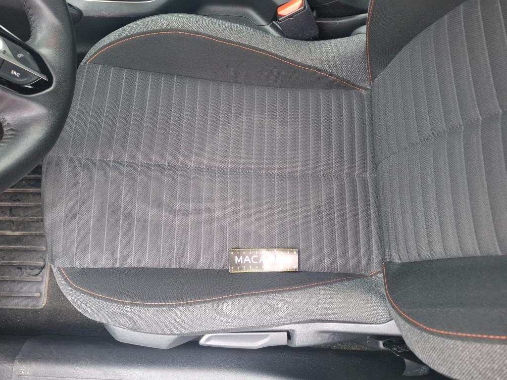 PEUGEOT 208) 208 BlueHDi 100 S&S BVM6 Active Pack 2023