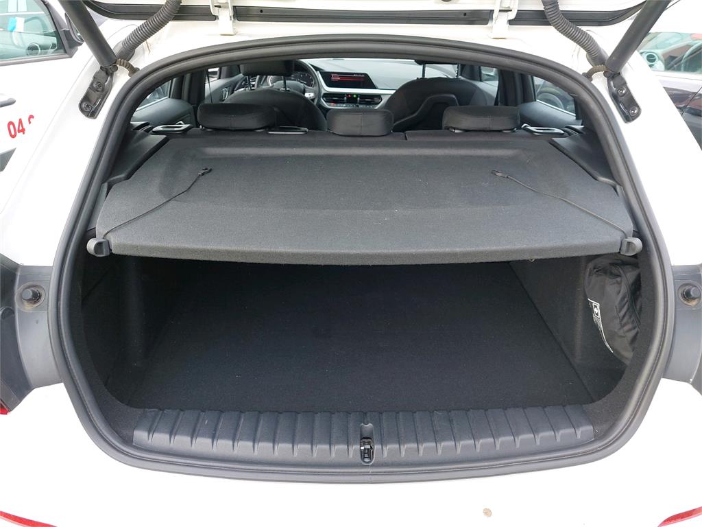BMW SERIE 1 F40 116d 116 ch DKG7 Lounge 2020
