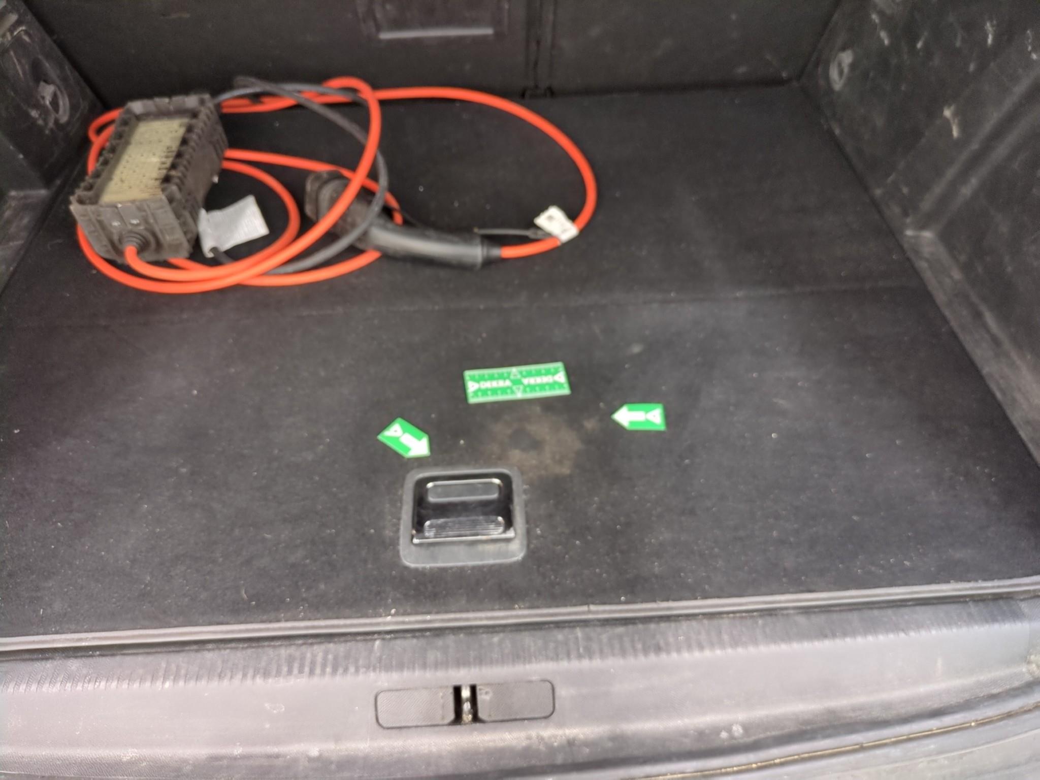 PEUGEOT 3008 Hybrid 225 e-EAT8 Allure 2023