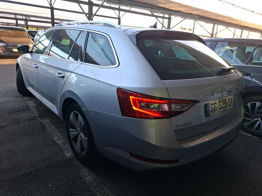 SKODA SUPERB COMBI 1.5 TSI 150 ACT DSG7 Business 2022