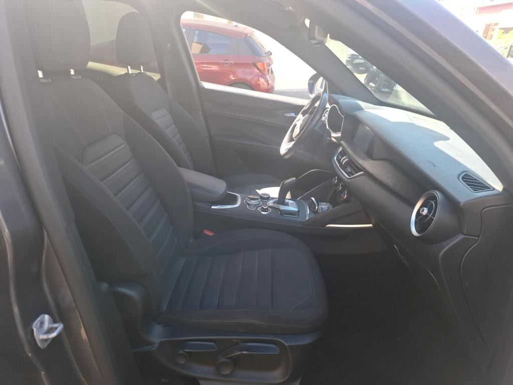ALFA ROMEO STELVIO MY22 2.2 160 ch AT8 Super 2022