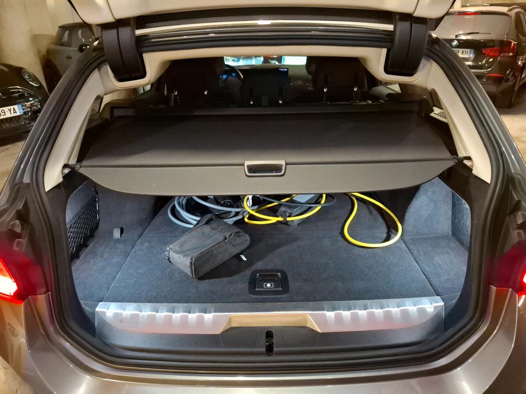 BMW SERIE 3 TOURING G21 LCI 320e 204 ch BVA8 Business Design 2022