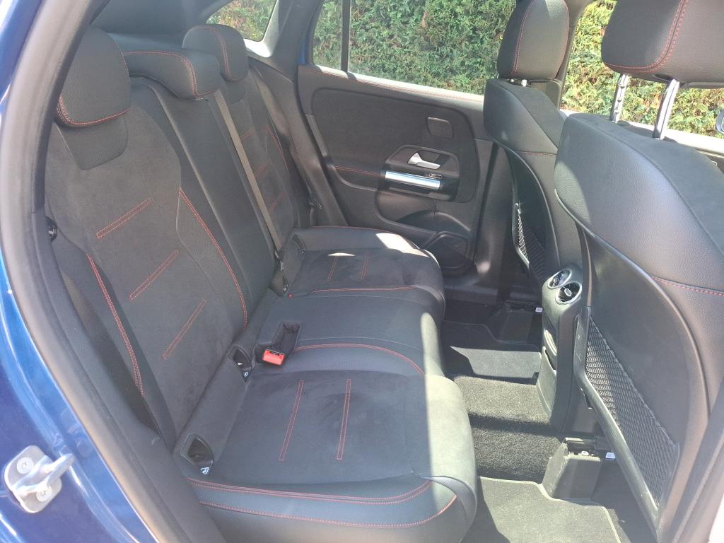 MERCEDES-BENZ MERCEDES GLA II 250 e 8G-DCT AMG Line 2024