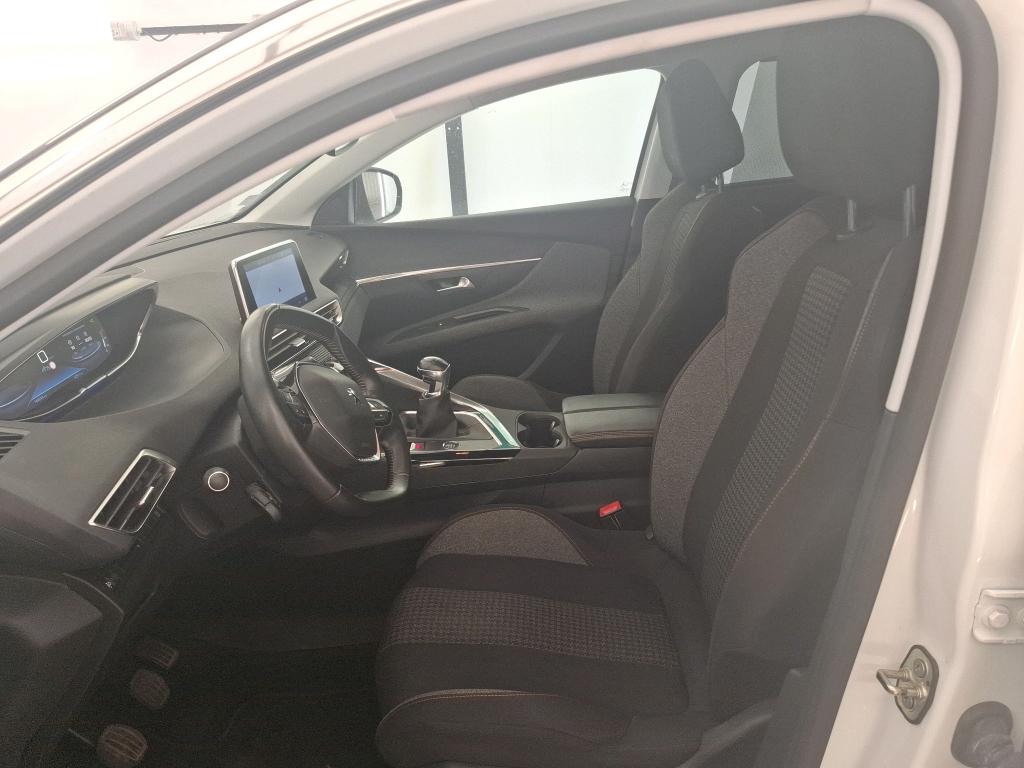 PEUGEOT 5008 BUSINESS PureTech 130ch S&S BVM6 Active 2020
