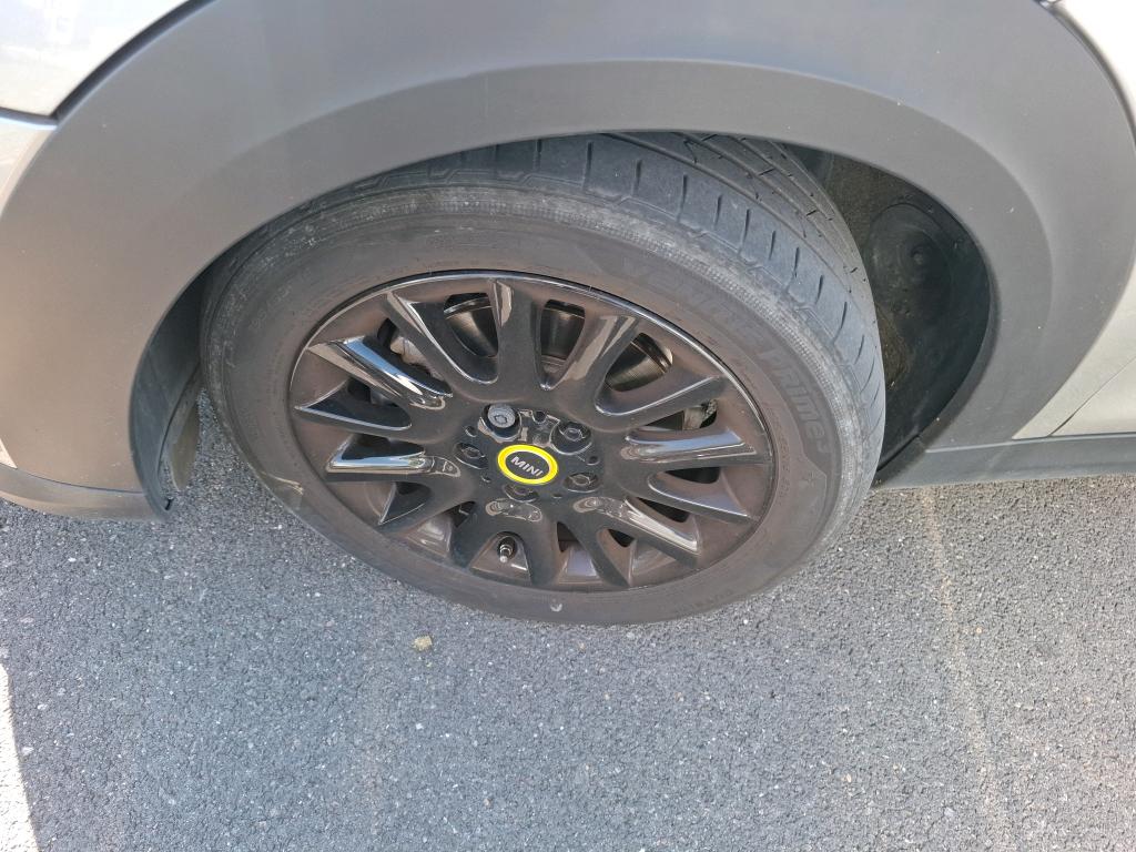 MINI HATCH 3 Portes Cooper SE 184 ch Essential 2023