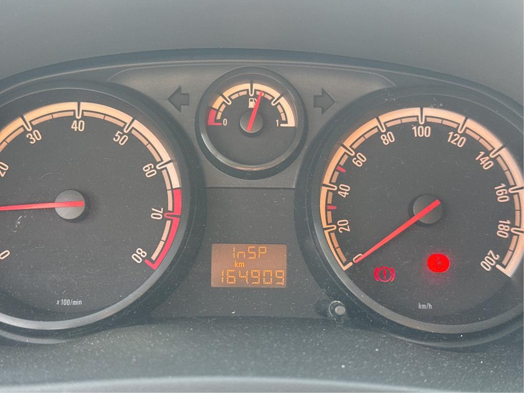 OPEL Corsa 1.0 - 65 ch Cool Line 2014