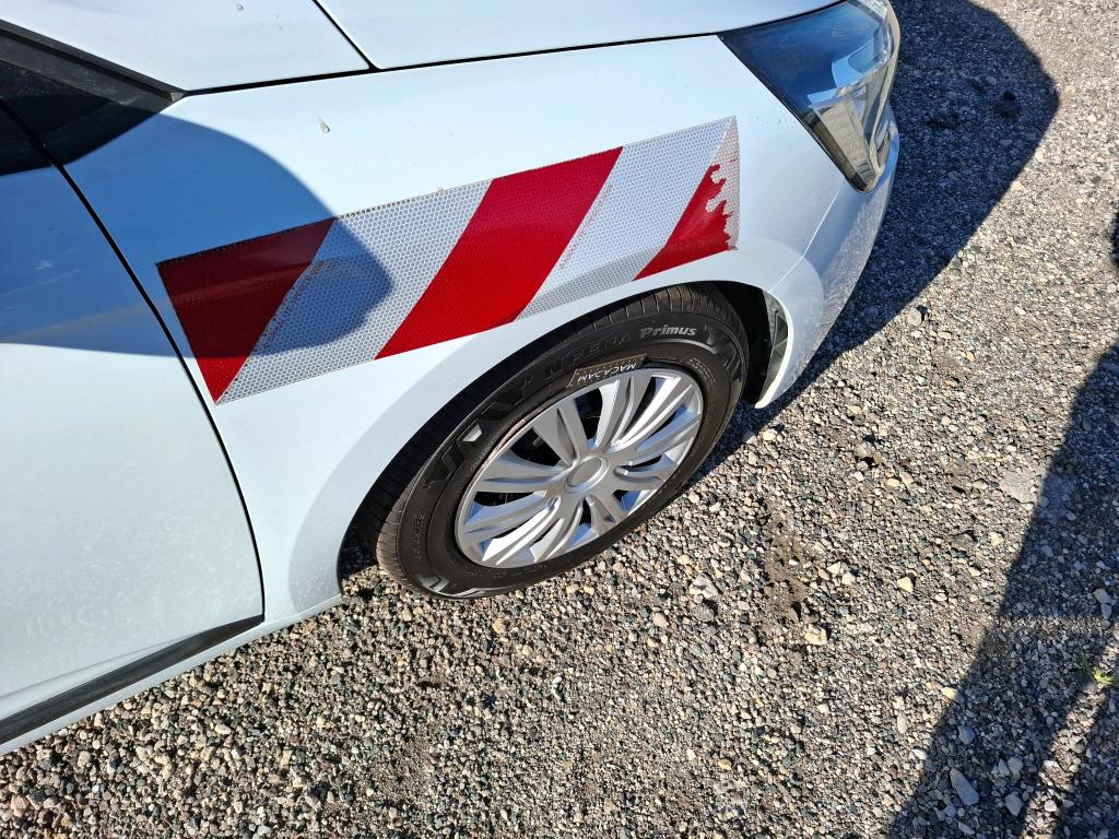 RENAULT CLIO SOCIETE BLUE DCI 85 AIR NAV 2020