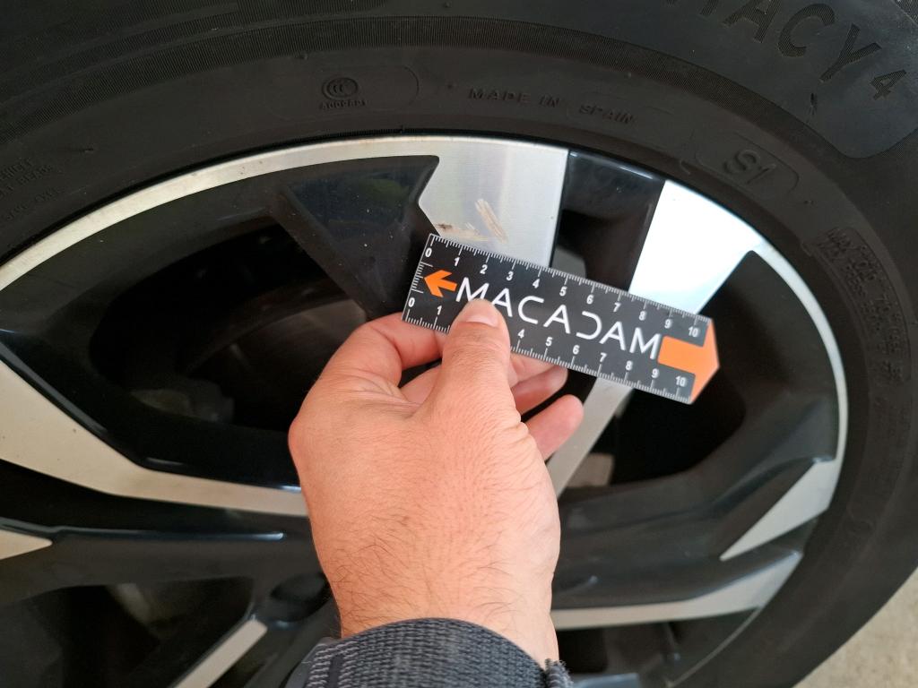 PEUGEOT 2008 BUSINESS PureTech 130 S&S EAT8 Allure 2021
