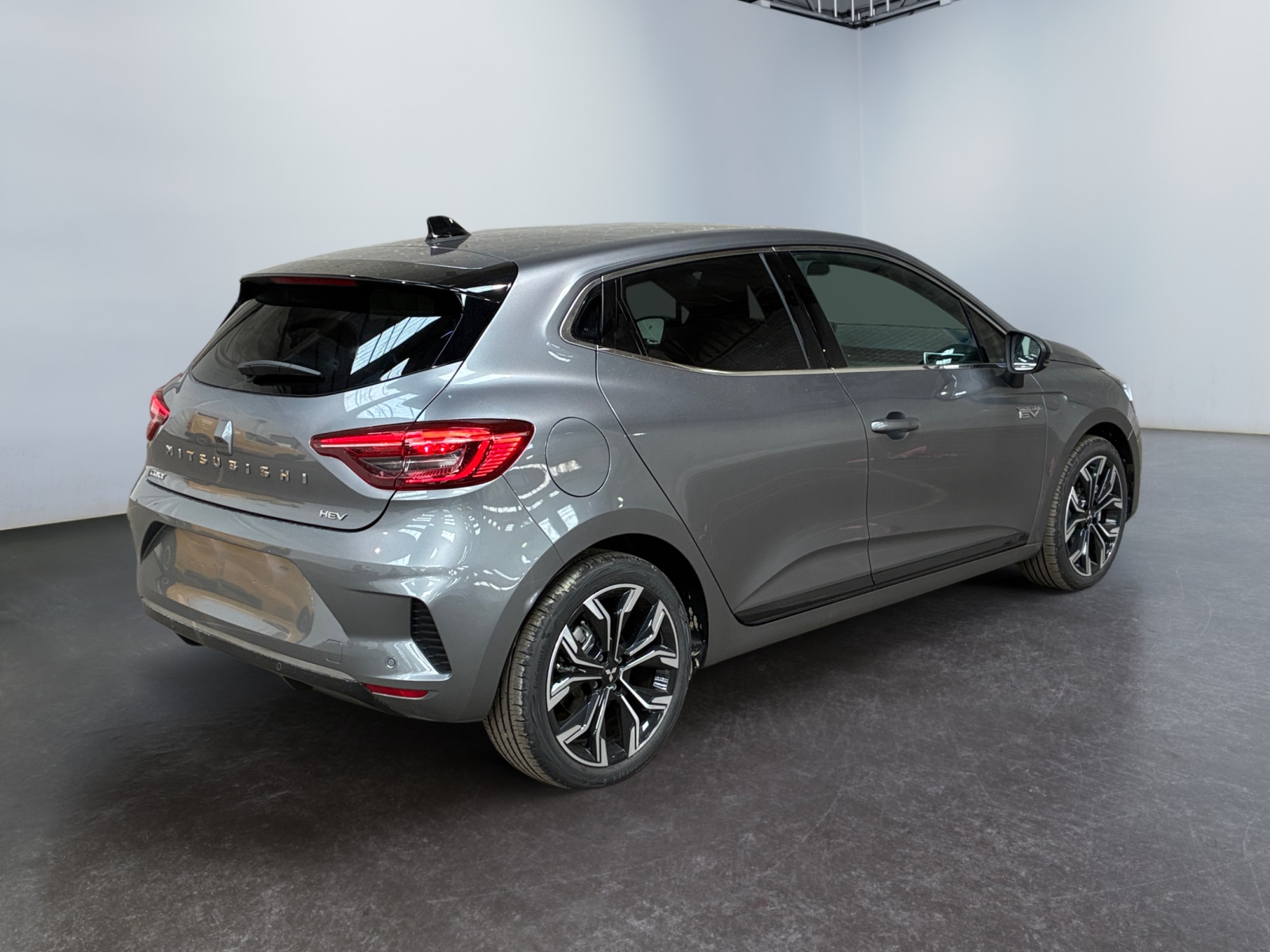 MITSUBISHI COLT 1.6 MPI HEV 143 Intense 2026