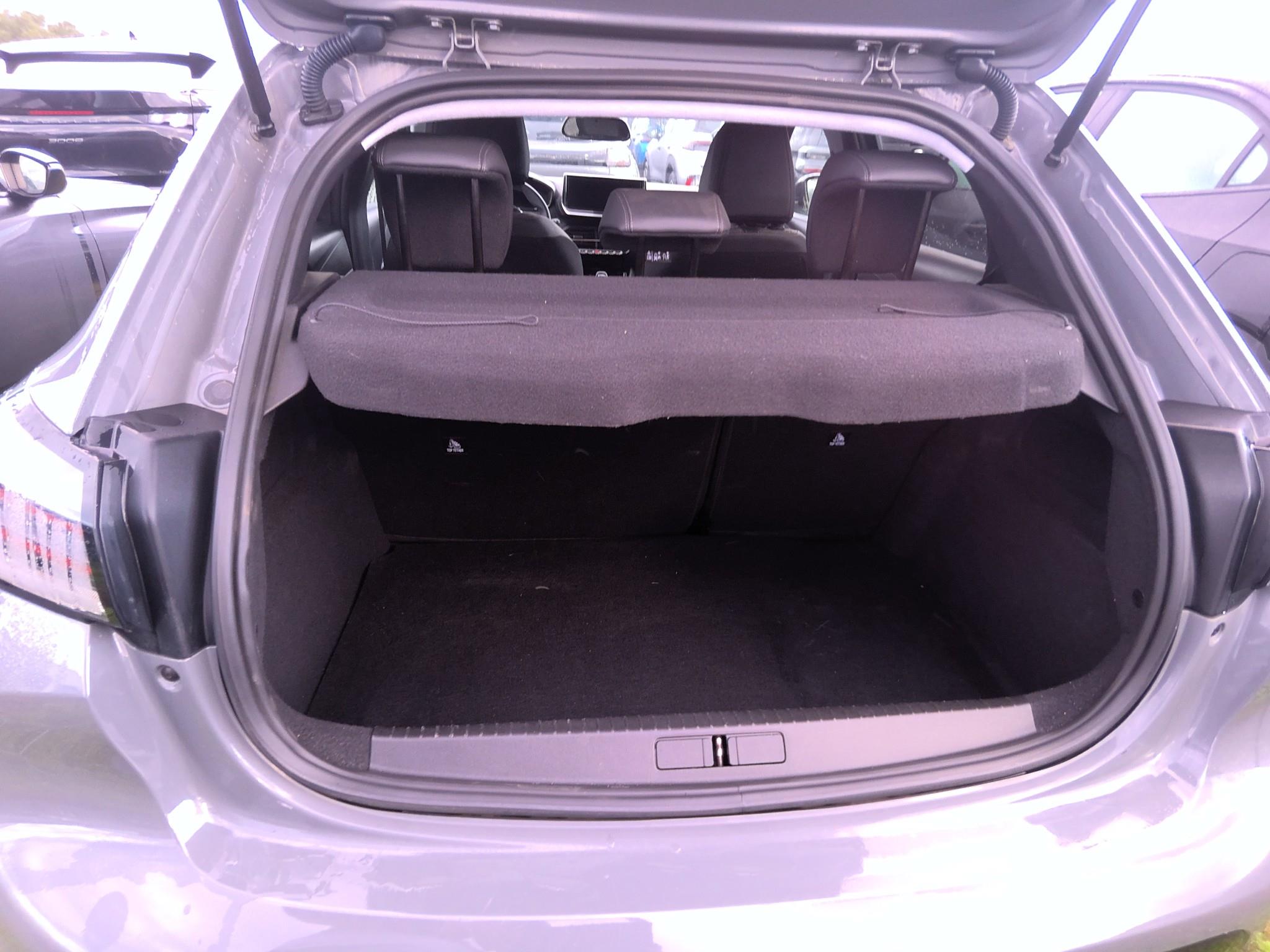 PEUGEOT 208 PureTech 100 S&S BVM6 2025