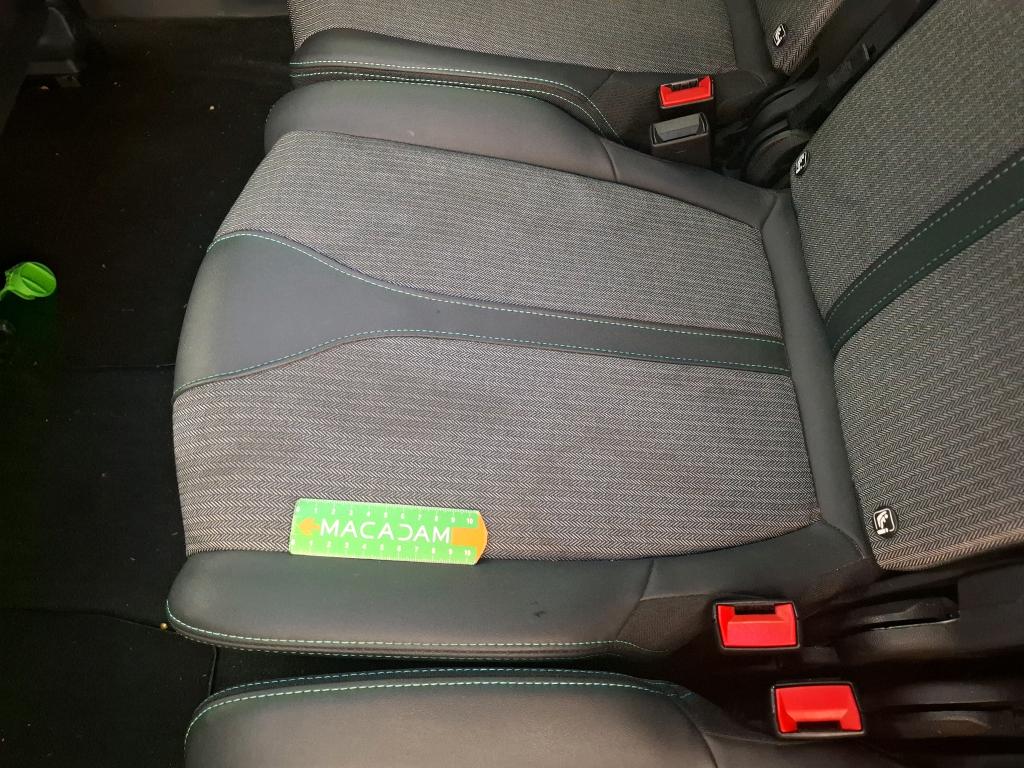 PEUGEOT 5008 Hybrid 136 e-DCS6 Allure Pack 2023