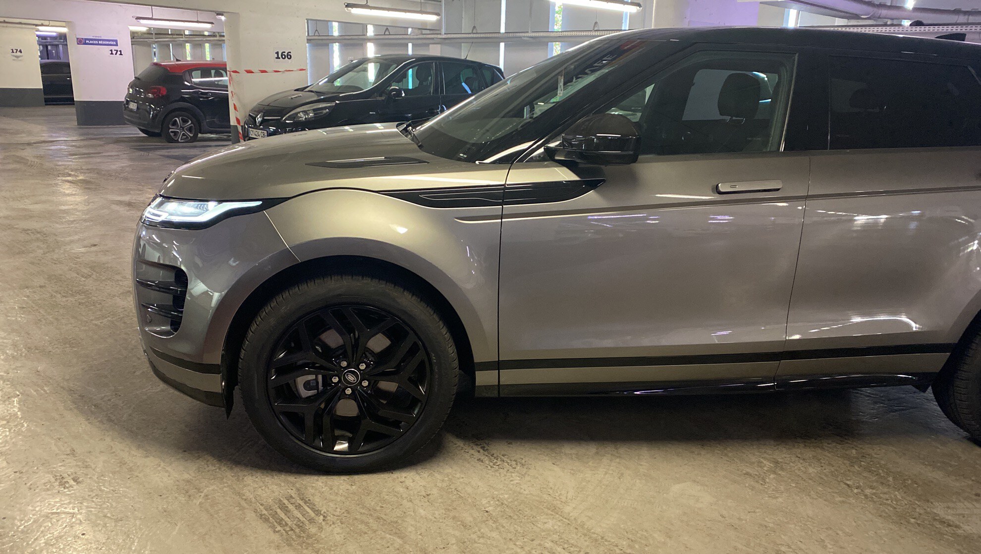 RANGE EVOQUE