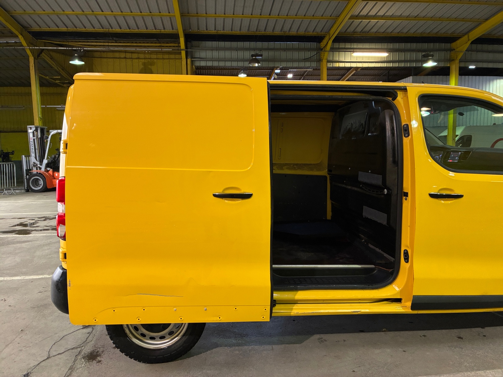 CITROEN JUMPY FGN M BLUEHDI 100 S&S BVM6 CONTROL 2021