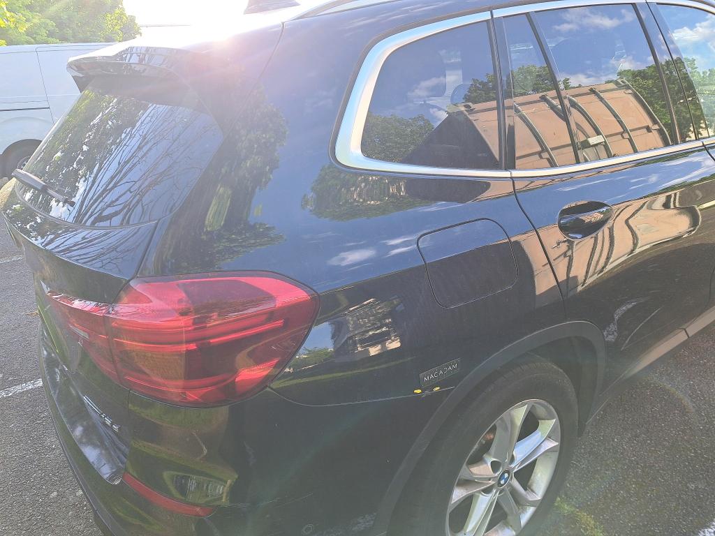BMW X3 sDrive18d 150ch BVA8 Business Design 2021