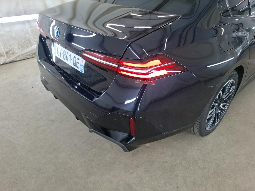 BMW SERIE 5 BERLINE G60 530e PHEV 299 ch BVA8 M Sport 2024
