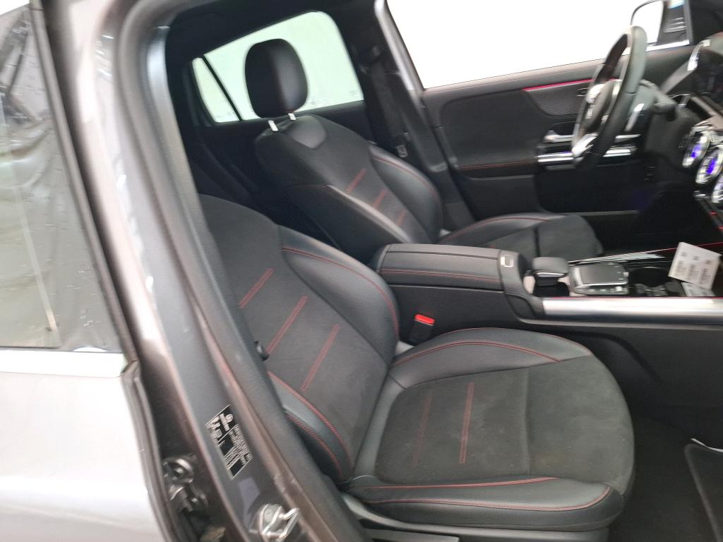 MERCEDES-BENZ EQA 250 AMG Line 2021