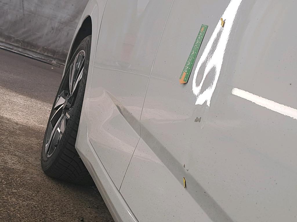 PEUGEOT 308 PHEV 180 e-EAT8 Active Pack 2023